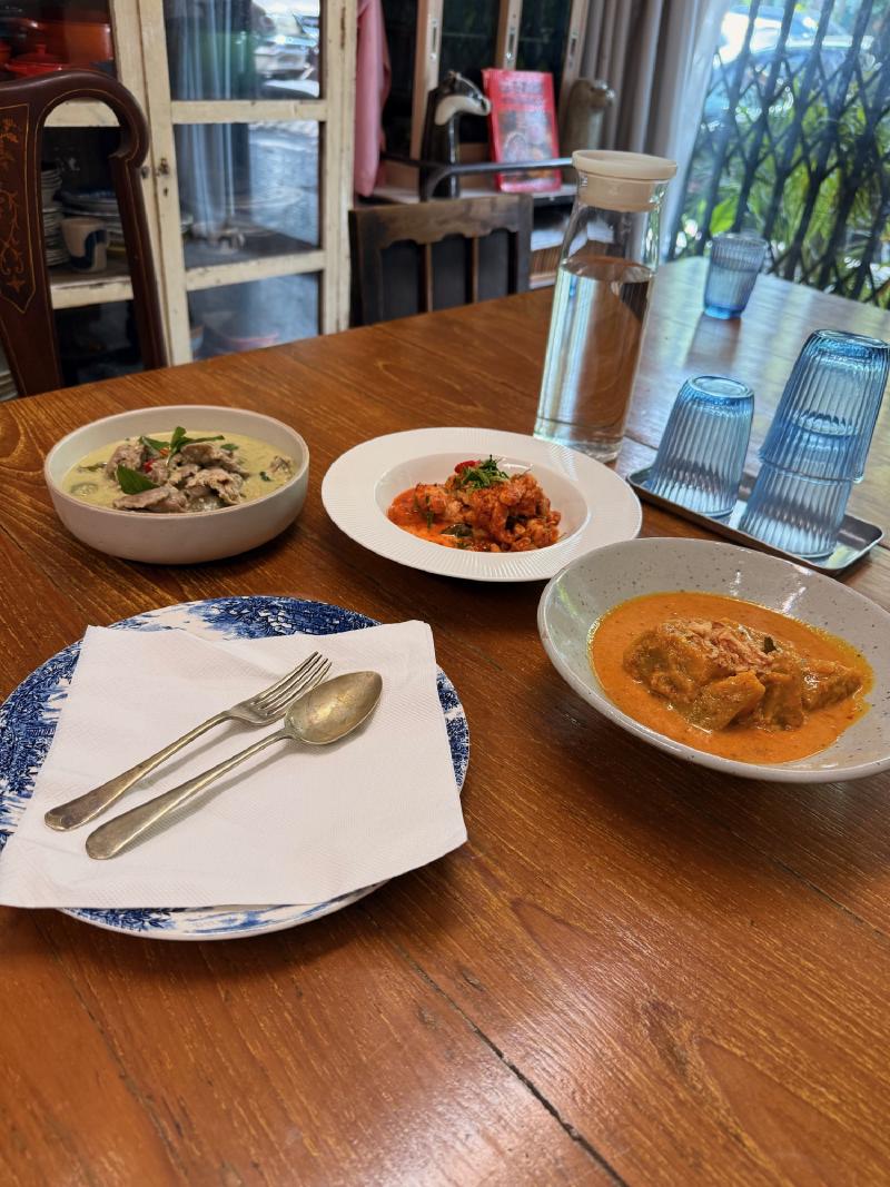 All 3 curries