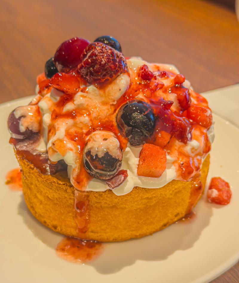 Souflee pancakes. (Pancake?) Devon reported them to be delicious.