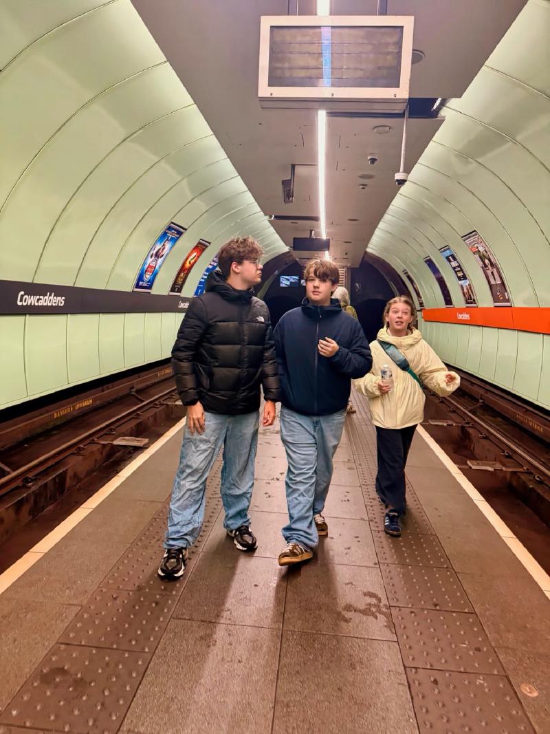 Glasgow metro. It's just one loop, called the Clockwork Orange. It was giving album cover.